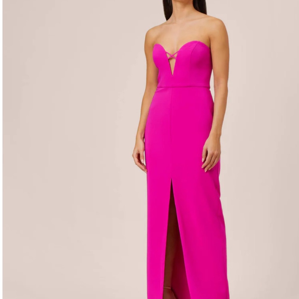 Adrianna Papell STRETCH CREPE LONG COLUMN GOWN WITH SWEETHEART NECKLINE